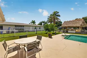 11030 McGregor Blvd, Fort Myers, FL 33919 - Photo 29