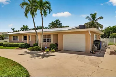 11030 McGregor Blvd, Fort Myers, FL 33919 - Photo 5