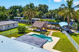 11030 McGregor Blvd, Fort Myers, FL 33919 - Photo 47