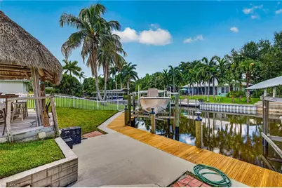 11030 McGregor Blvd, Fort Myers, FL 33919 - Photo 35