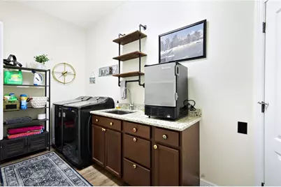 2047 SE 28th Ter, Cape Coral, FL 33904 - Photo 13
