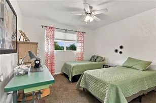 909 SE 46th Ln, Cape Coral, FL 33904 - Photo 15