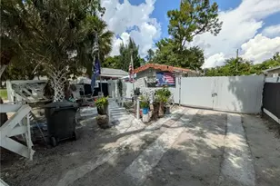 2343 Canal St, Fort Myers, FL 33901 - Photo 1