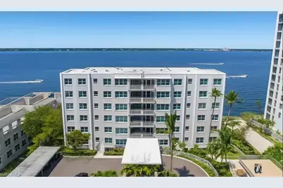 1900 Clifford St #701A, Fort Myers, FL 33901 - Photo 1