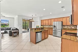 2446 Heydon Cir E, Naples, FL 34120 - Photo 15
