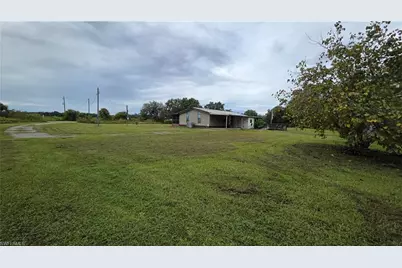 211 J4 Ranch Rd, Labelle, FL 33935 - Photo 27