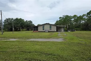 211 J4 Ranch Rd, Labelle, FL 33935 - Photo 23