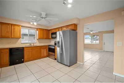 4406 Santa Barbara Blvd, Cape Coral, FL 33914 - Photo 7