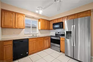 4406 Santa Barbara Blvd, Cape Coral, FL 33914 - Photo 9