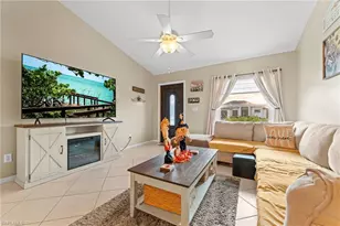 3630 NE 11th Pl, Cape Coral, FL 33909 - Photo 7