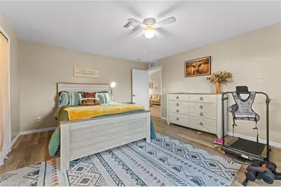 3630 NE 11th Pl, Cape Coral, FL 33909 - Photo 15