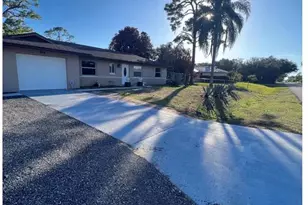 405 W 5th St, Lehigh Acres, FL 33972 - Photo 13