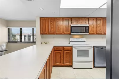 4160 Steamboat Bend E #406, Fort Myers, FL 33919 - Photo 5