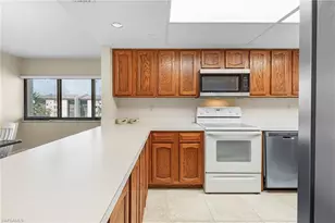 4160 Steamboat Bend E, Fort Myers, FL 33919 - Photo 5