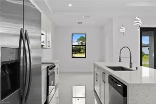 841 Bianca Ave S, Lehigh Acres, FL 33974 - Photo 9