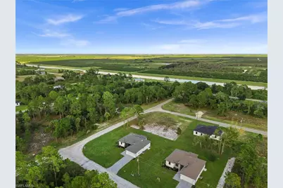 841 Bianca Ave S, Lehigh Acres, FL 33974 - Photo 41