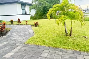 4306 NW 32nd Ln, Cape Coral, FL 33993 - Photo 15