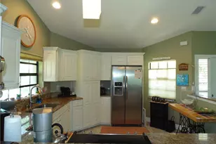 9645 Halyards Ct, Fort Myers, FL 33919 - Photo 5