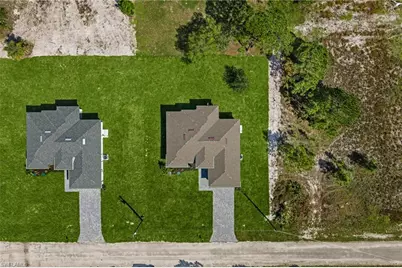 843 Bianca Ave S, Lehigh Acres, FL 33974 - Photo 43