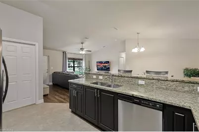 1613 SW 17th Ave, Cape Coral, FL 33991 - Photo 11