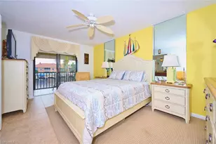 4515 Country Club Blvd, Cape Coral, FL 33904 - Photo 15