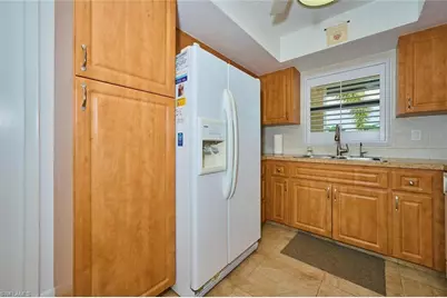 4515 Country Club Blvd #205, Cape Coral, FL 33904 - Photo 7