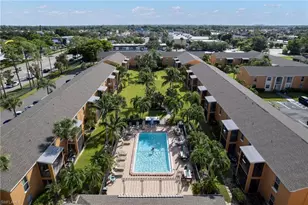 12630 Kenwood Ln, Fort Myers, FL 33907 - Photo 31