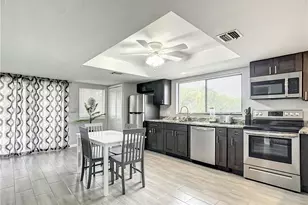 5000 SW 16th Pl, Cape Coral, FL 33914 - Photo 7