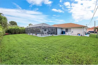 231 SW Trafalgar Pkwy, Cape Coral, FL 33991 - Photo 29