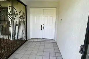 225 SE 31st St, Cape Coral, FL 33904 - Photo 3