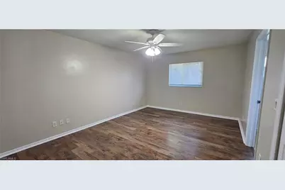 1626 SW Santa Barbara Pl, Cape Coral, FL 33991 - Photo 5