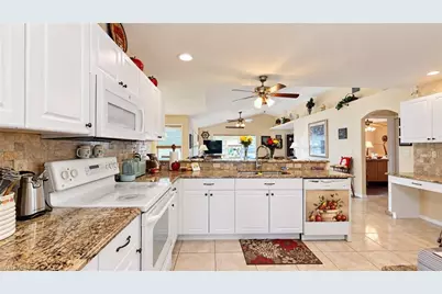 1140 SW 45th Ter, Cape Coral, FL 33914 - Photo 13