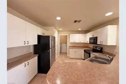 316 NW 18th Ave, Cape Coral, FL 33993 - Photo 9