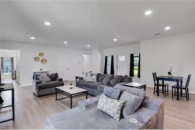 514 Lincoln Ave, Lehigh Acres, FL 33972 - Photo 5