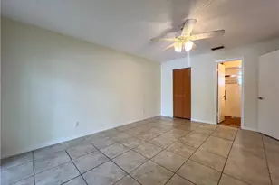 4305 Island Cir, Fort Myers, FL 33919 - Photo 11