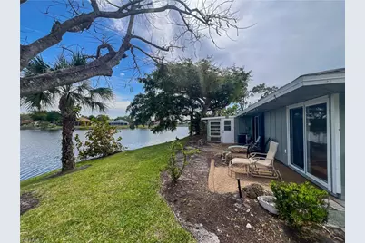 4305 Island Cir #4, Fort Myers, FL 33919 - Photo 27