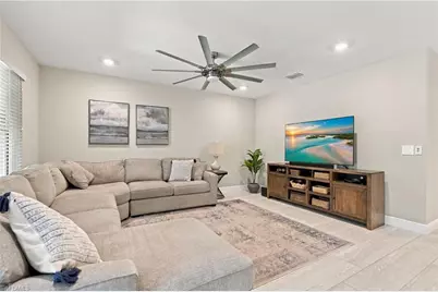 2996 Royal Gardens Ave, Fort Myers, FL 33916 - Photo 9