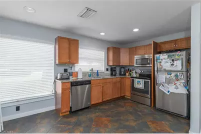 321 Jefferson Ave, Lehigh Acres, FL 33936 - Photo 9