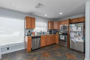 321 Jefferson Ave, Lehigh Acres, FL 33936 - Photo 9