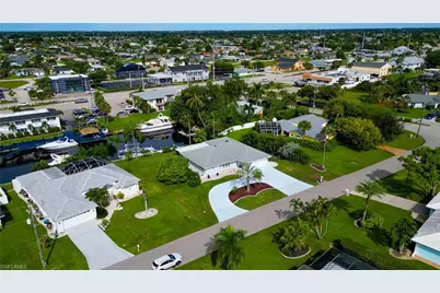 3812 SE 16th Pl, Cape Coral, FL 33904 - Photo 49