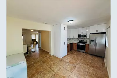 124 Sebring Cir, Lehigh Acres, FL 33936 - Photo 3