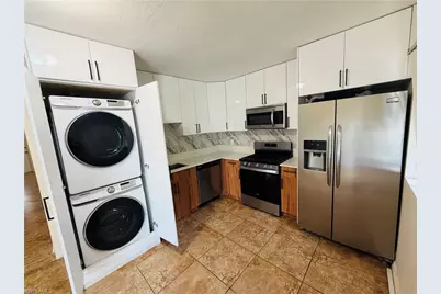 124 Sebring Cir, Lehigh Acres, FL 33936 - Photo 5