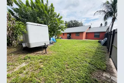 124 Sebring Cir, Lehigh Acres, FL 33936 - Photo 15