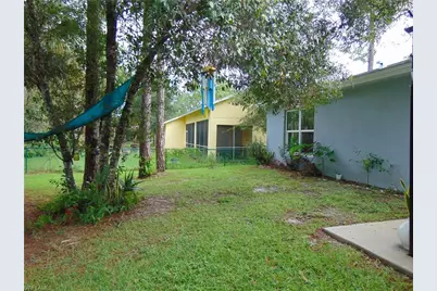8051 Rolling Cir, Labelle, FL 33935 - Photo 23