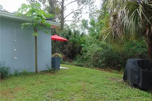 8051 Rolling Cir, Labelle, FL 33935 - Photo 21