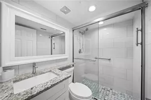 671 E Gulf Dr, Sanibel, FL 33957 - Photo 31