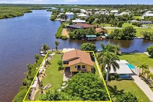 5191 Marina Dr, Bokeelia, FL 33922 - Photo 9