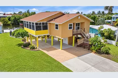 5191 Marina Dr, Bokeelia, FL 33922 - Photo 11