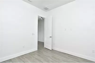 857/859 Eisenhower Blvd, Lehigh Acres, FL 33974 - Photo 13