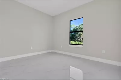537 Summit Ave S, Lehigh Acres, FL 33974 - Photo 5